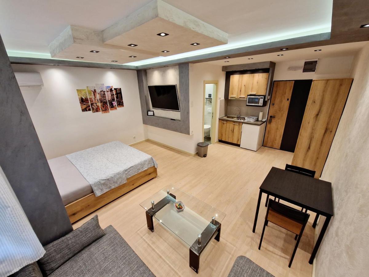 Apartmani Paku เบลเกรด ภายนอก รูปภาพ