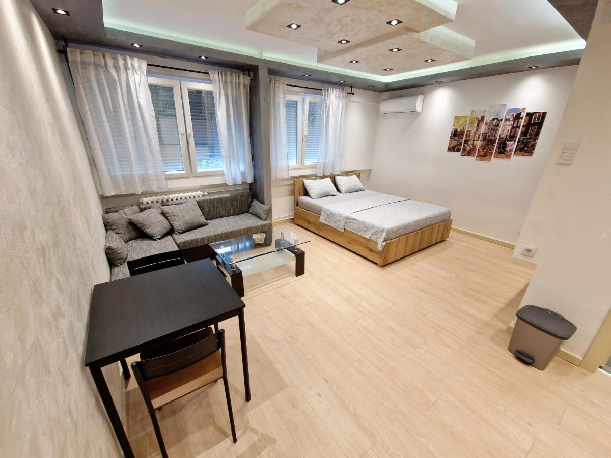 Apartmani Paku เบลเกรด ภายนอก รูปภาพ