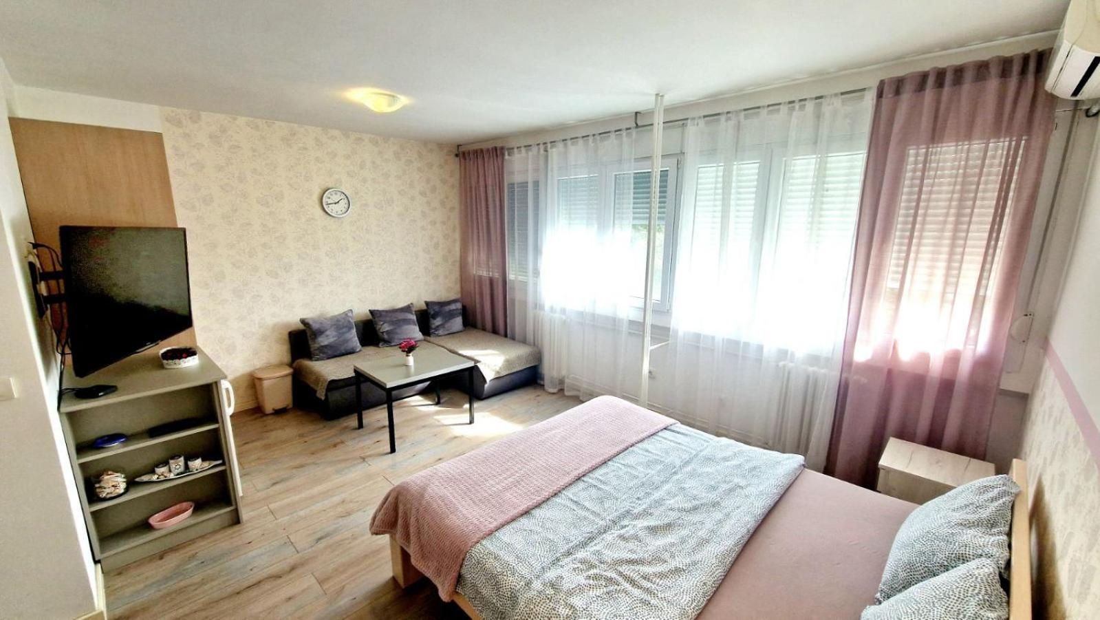 Apartmani Paku เบลเกรด ภายนอก รูปภาพ