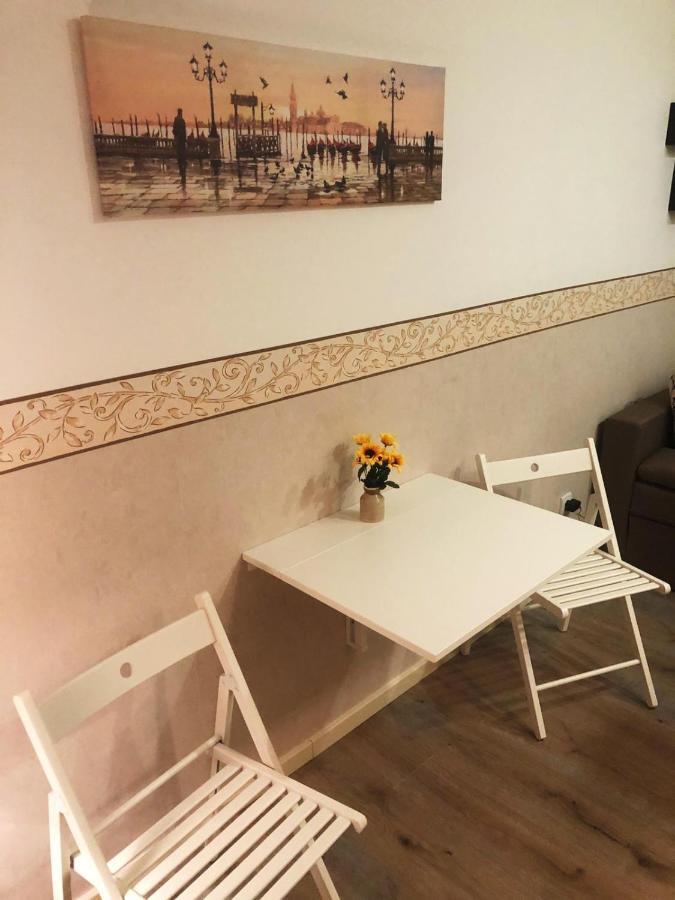 Apartmani Paku เบลเกรด ภายนอก รูปภาพ